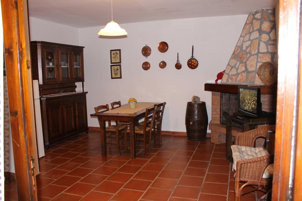 Albachiara Bed & Breakfast Monopoli Rum bild